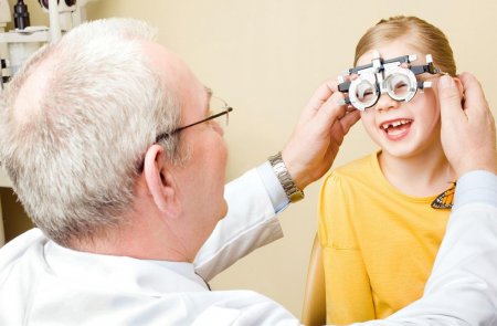 Как подготовить ребенка к посещению офтальмолога?