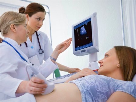 Внематочная беременность: причины и симптомы